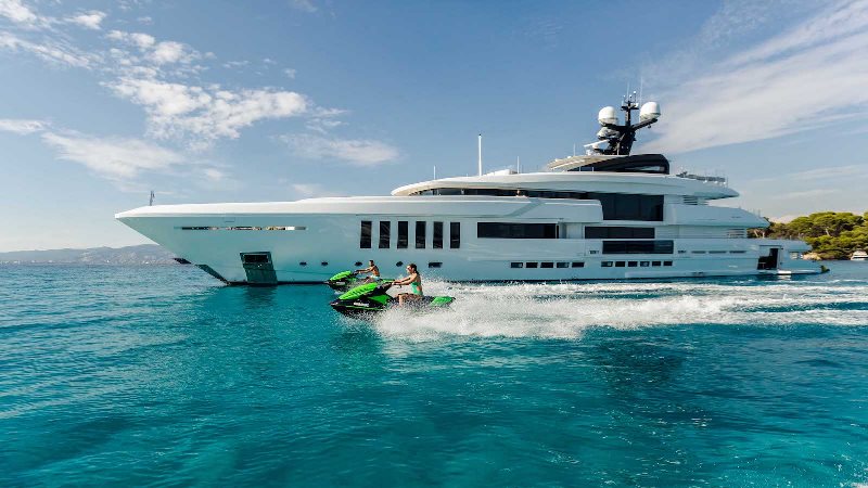 Useful Tips to Enjoy Your Yacht Trip