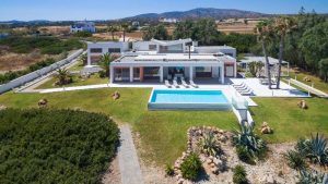 Villa Rentals: Great For Groups, Privacy, Or Both