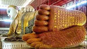 Chaukhtatgyi Buddha Temple: A Panoramic View of Spiritual Grandeur in Myanmar