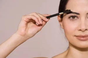 A Comprehensive Guide to Grooming Your Eyebrows and Looking More Beautiful