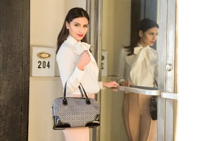 Must-Have Clothes to Look Elegant in Every Season